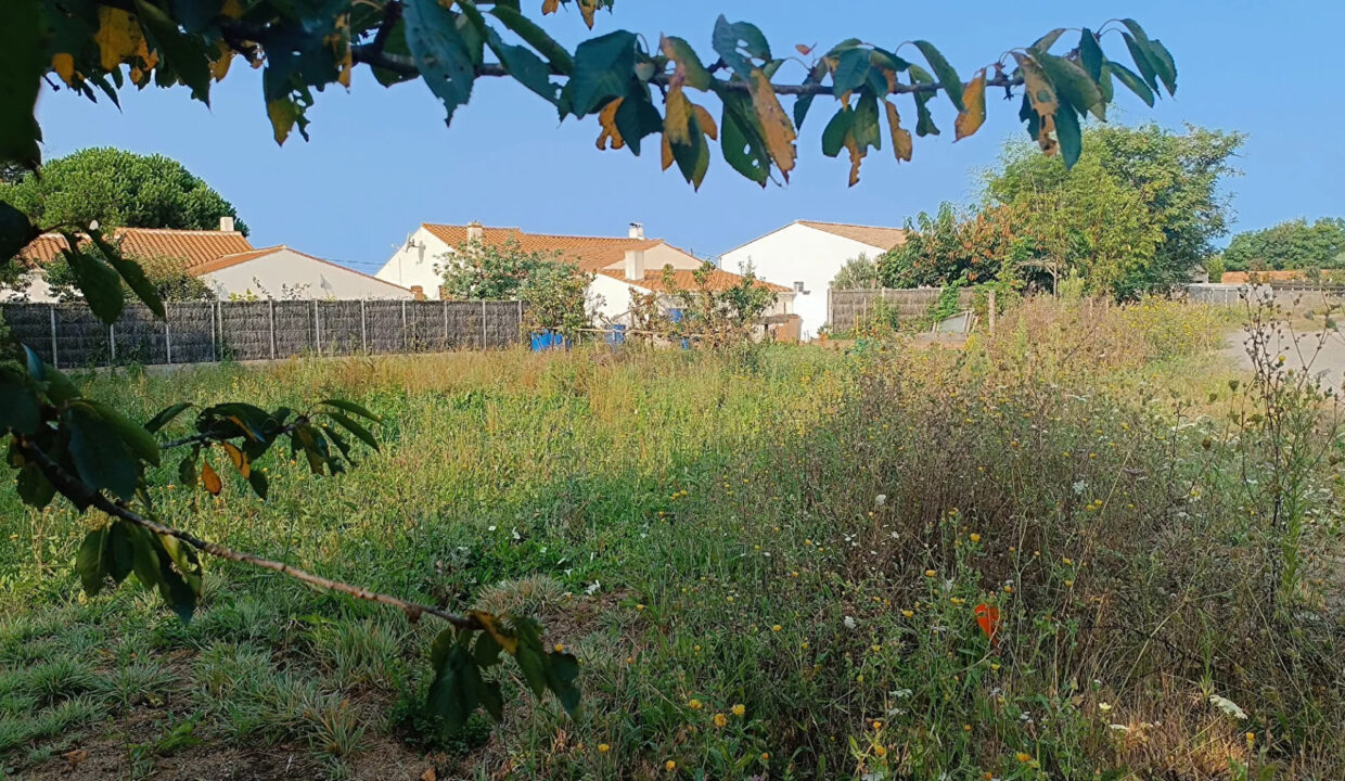 Terrain 407m² à vendre L’Île d’Olonne (85340) à vendre avec Terrains85